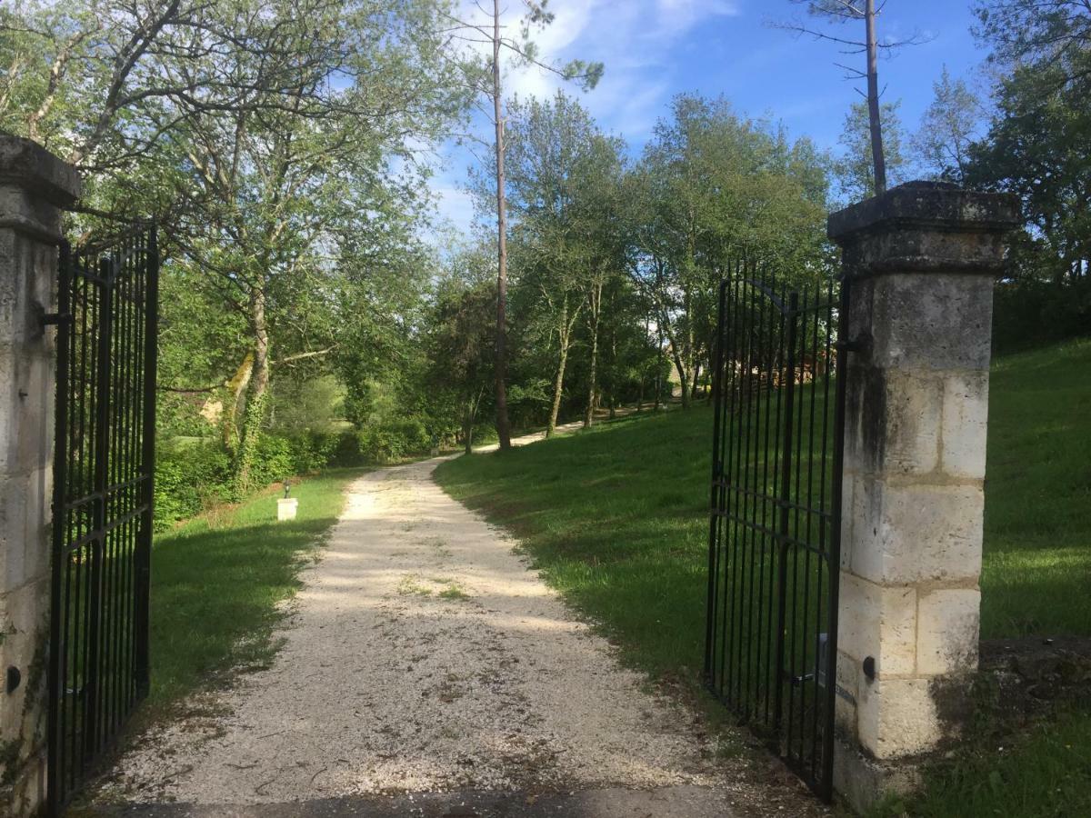 La Roque Villa Saint-Julien-de-Crempse Exterior foto